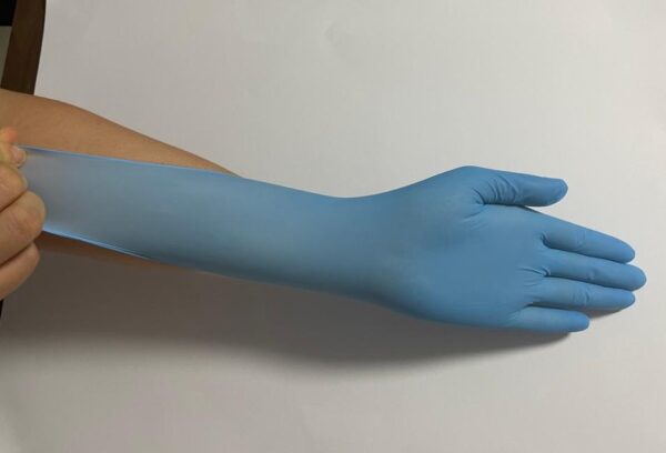 Disposable blue color nitrile gloves - Image 3