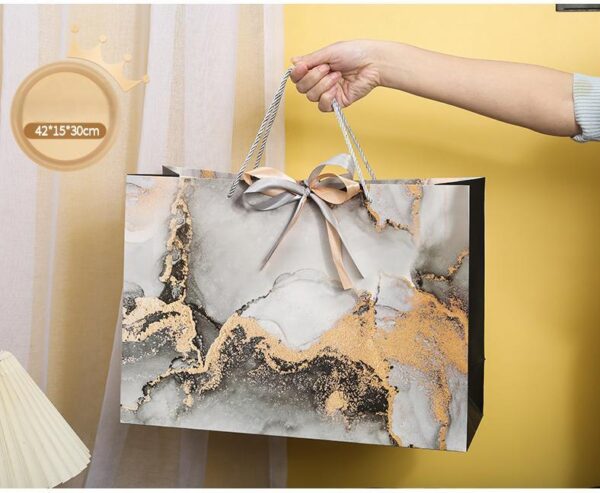 Custom kraft paper gift bags - Image 2