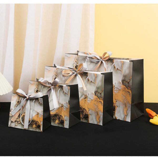 Custom kraft paper gift bags