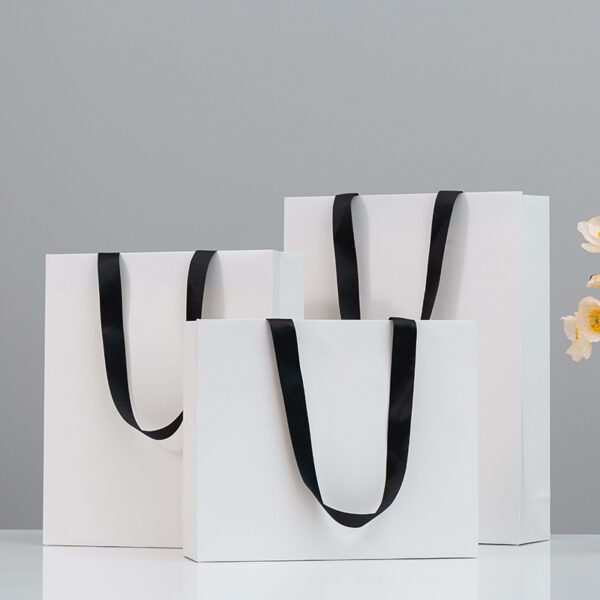 White color paper shopping bags - Image 2